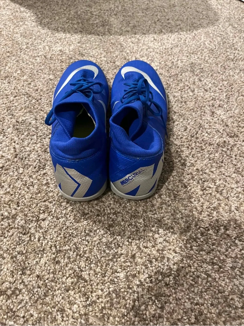 Nike Mercurial Men’s Indoor Soccer Shoes | Size: 11.5